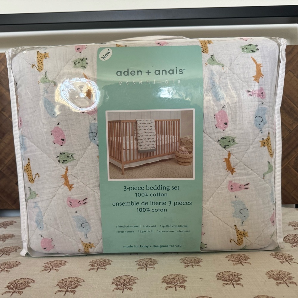NEW ADEN + ANAIS 3 PIECE 100% COTTON CRIB BEDDING SET ANIMALS & ALPHABET